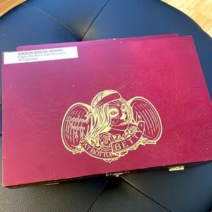 Fat Bottom Betty - Deadwood Tobacco Co. Wood Cigar Box with Metal Latch